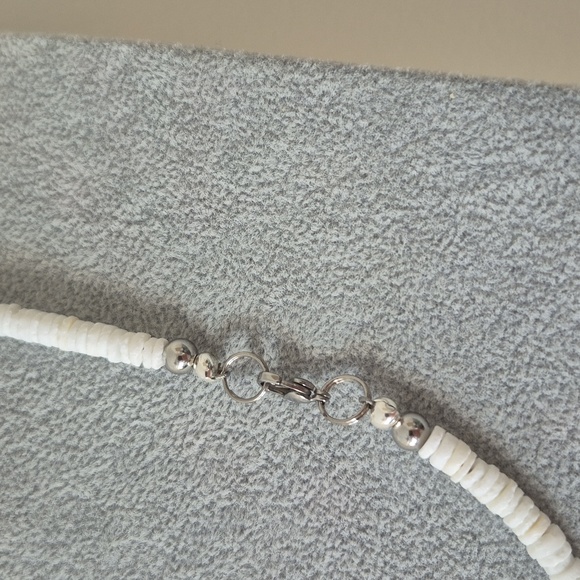 Natural 3 Piece Turquoise & Shell Rings Jewelry Set. - Picture 3 of 7